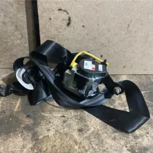 CINTURON SEGURIDAD TRA. IZDO.