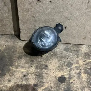 FARO ANTINIEBLA IZDO.