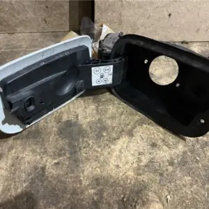 TAPA EXTERIOR COMBUSTIBLE