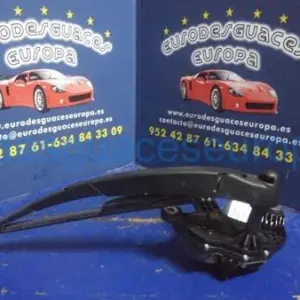 MOTOR LIMPIAPARABRISAS TRA.