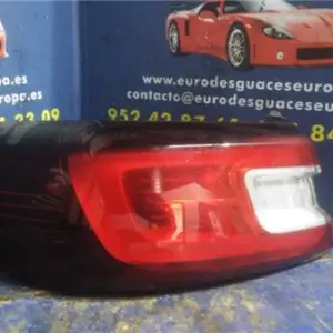 PILOTO TRA. IZDO.