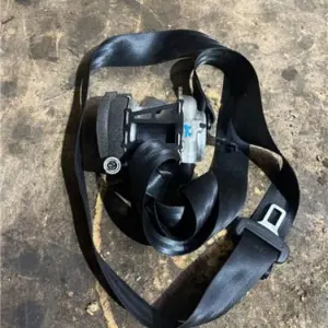 CINTURON SEGURIDAD TRA. IZDO.
