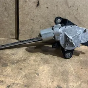MOTOR LIMPIAPARABRISAS TRA.