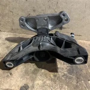 SOPORTE DCHO. MOTOR